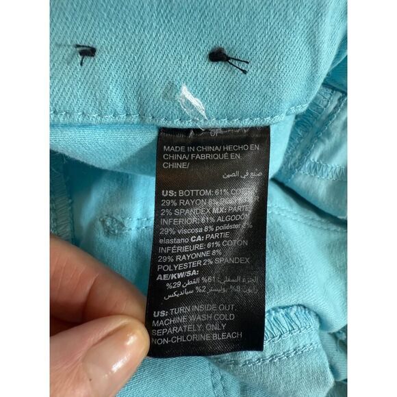 CHICO'S Women's So Slimming Girlfriend Crop Denim Jeans Blue Size 0P/4P - Picture 7 of 8